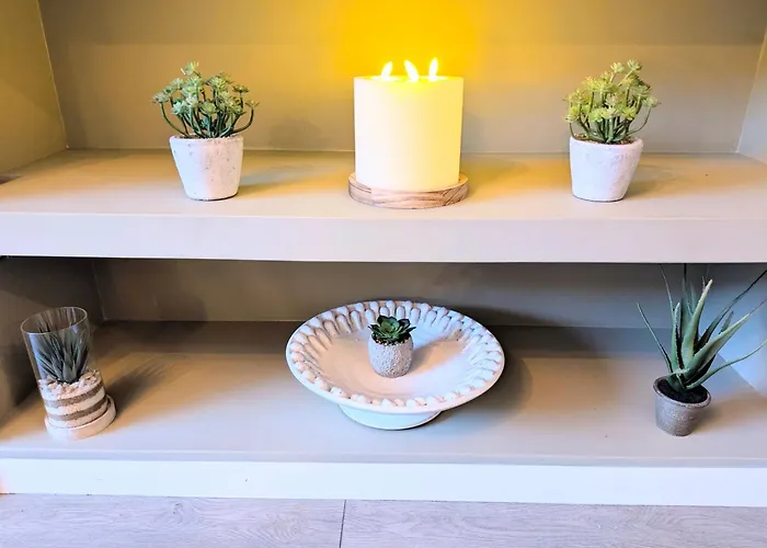 Nyaraló Poets Corner *